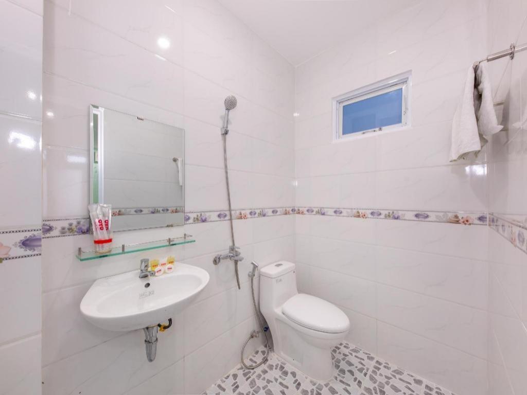 Oyo 898 Phuong Thao Hotel Nha Trang Exterior photo