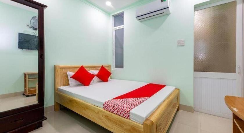 Oyo 898 Phuong Thao Hotel Nha Trang Exterior photo